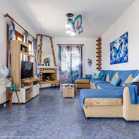 Blue Butterfly Apartment Skopelos Town Exterior photo