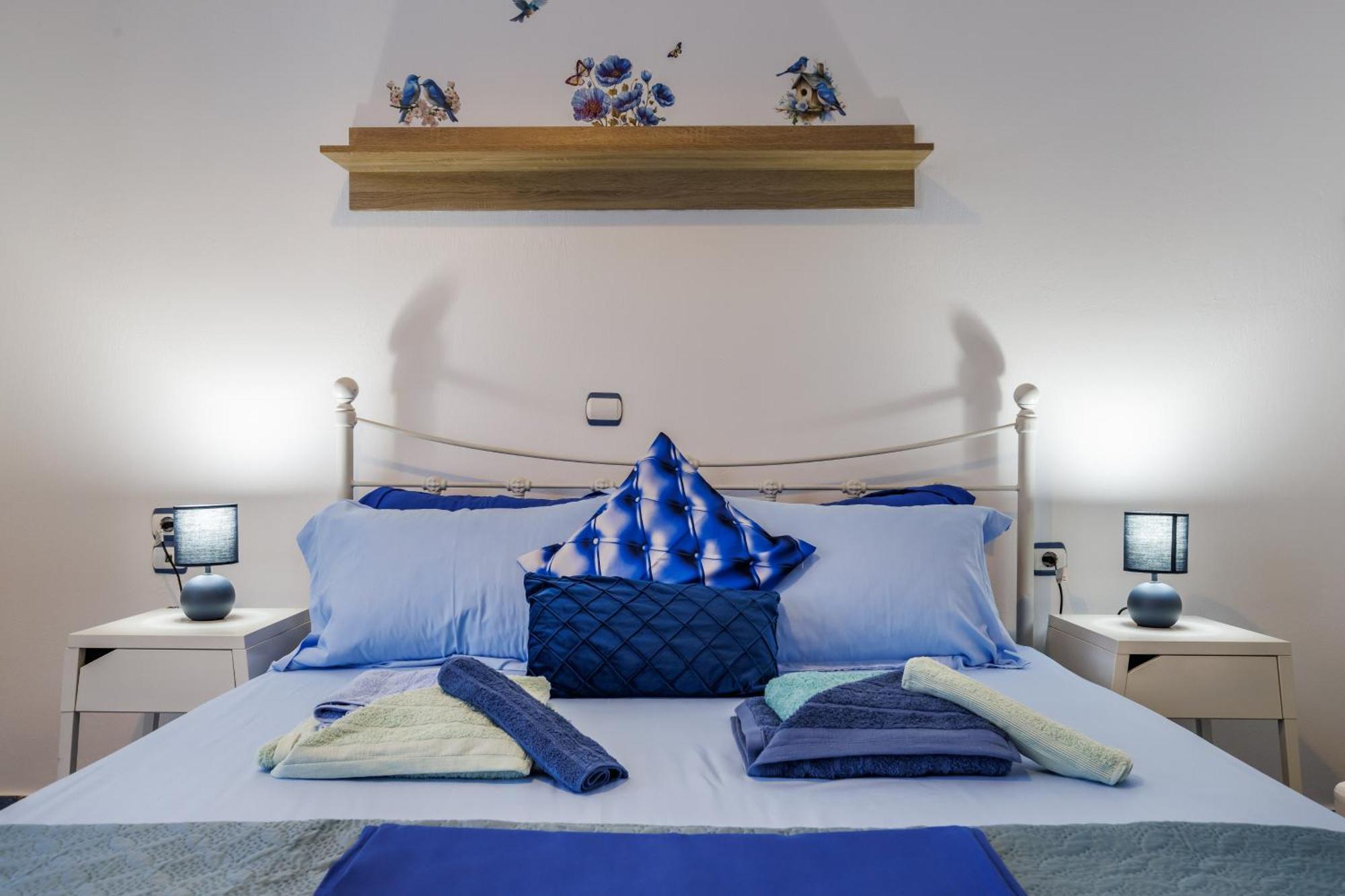 Blue Butterfly Apartment Skopelos Town Exterior photo